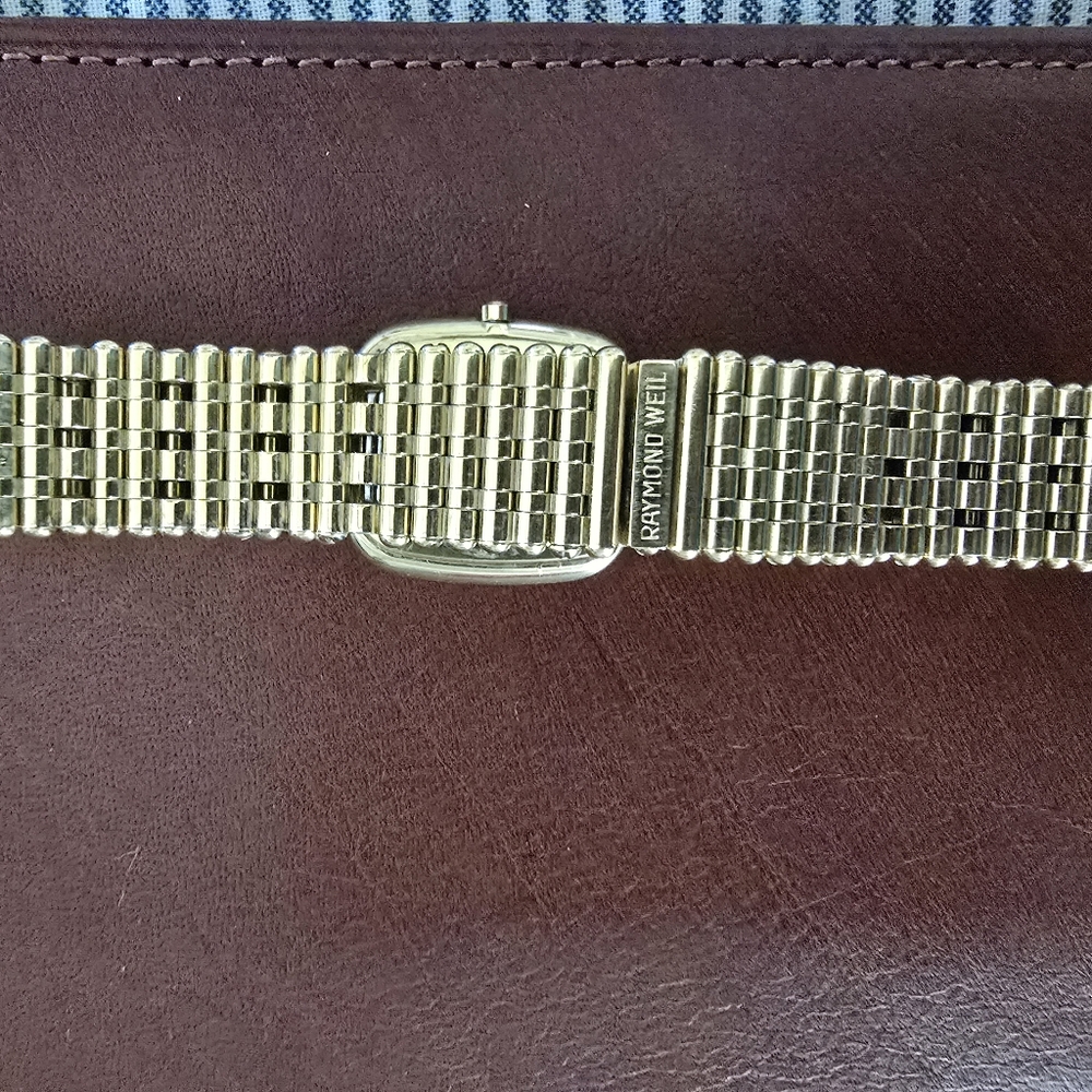 Raymond Weil 18K Gold Tone Ladies Bracelet Watch - Picture 5 of 5